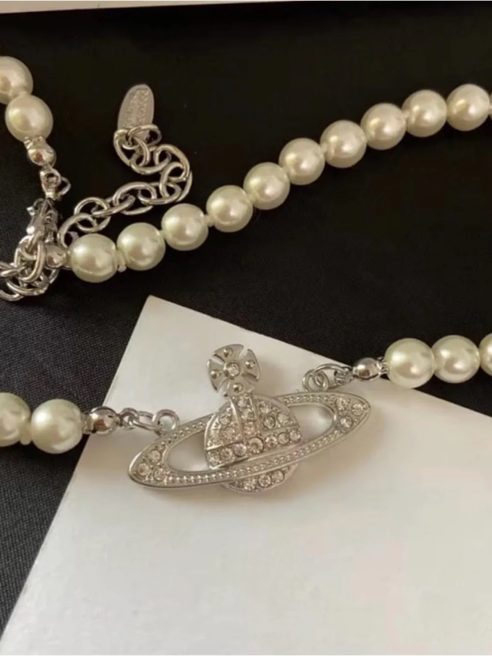 VIVIENNE WESTWOOD PEARL ORB CHOKER SILVER NECKLACE - FULL SET BOX POUCH OS - Picture 3 of 8